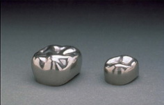  Штампованные металлические зубные коронки